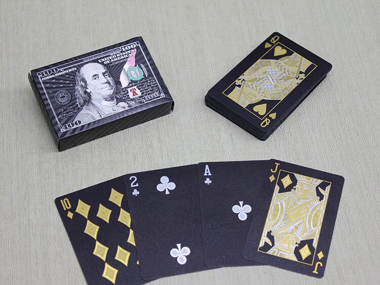 Gümüş Dolar Tasarımlı Siyah İskambil Oyun Kartı Şık Tasarımlı Fonksiyonel Ürün