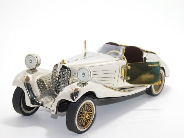 Pirinç Eski Model Araba No 3 Şık Tasarımlı Fonksiyonel Ürün