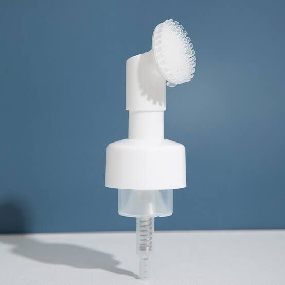 Yüz Temizleme Köpüğü Şişesi Şık Tasarımlı Fonksiyonel Ürün