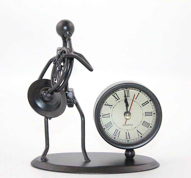 Metal Müzisyen Saat Model 1 Şık Tasarımlı Fonksiyonel Ürün