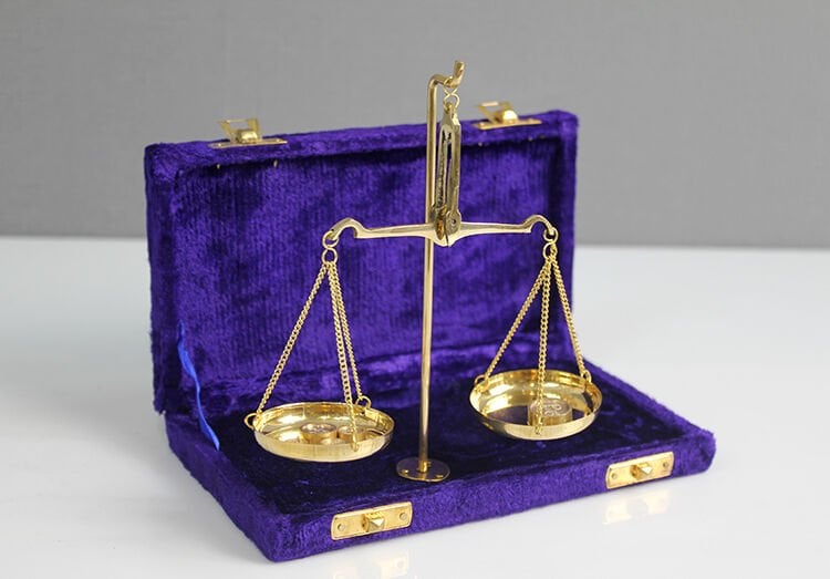 Pirinç Terazi 20 Gr Şık Tasarımlı Fonksiyonel Ürün