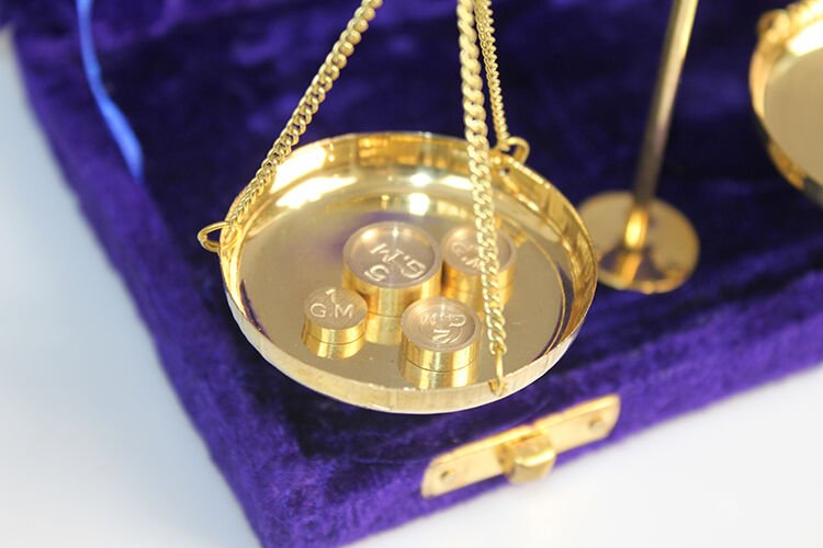 Pirinç Terazi 20 Gr Şık Tasarımlı Fonksiyonel Ürün