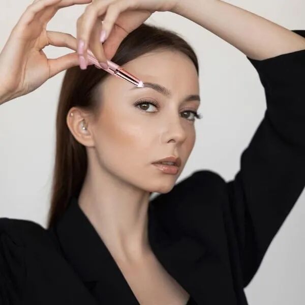 Kaş Epilasyon Aleti Şık Tasarımlı Fonksiyonel Ürün