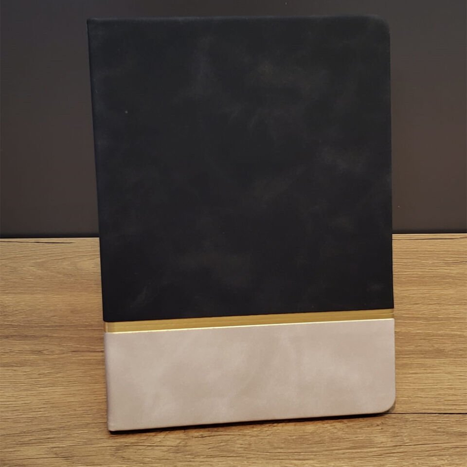 Altın Şeritli Siyah Deri Not Defteri Şık Tasarımlı Fonksiyonel Ürün