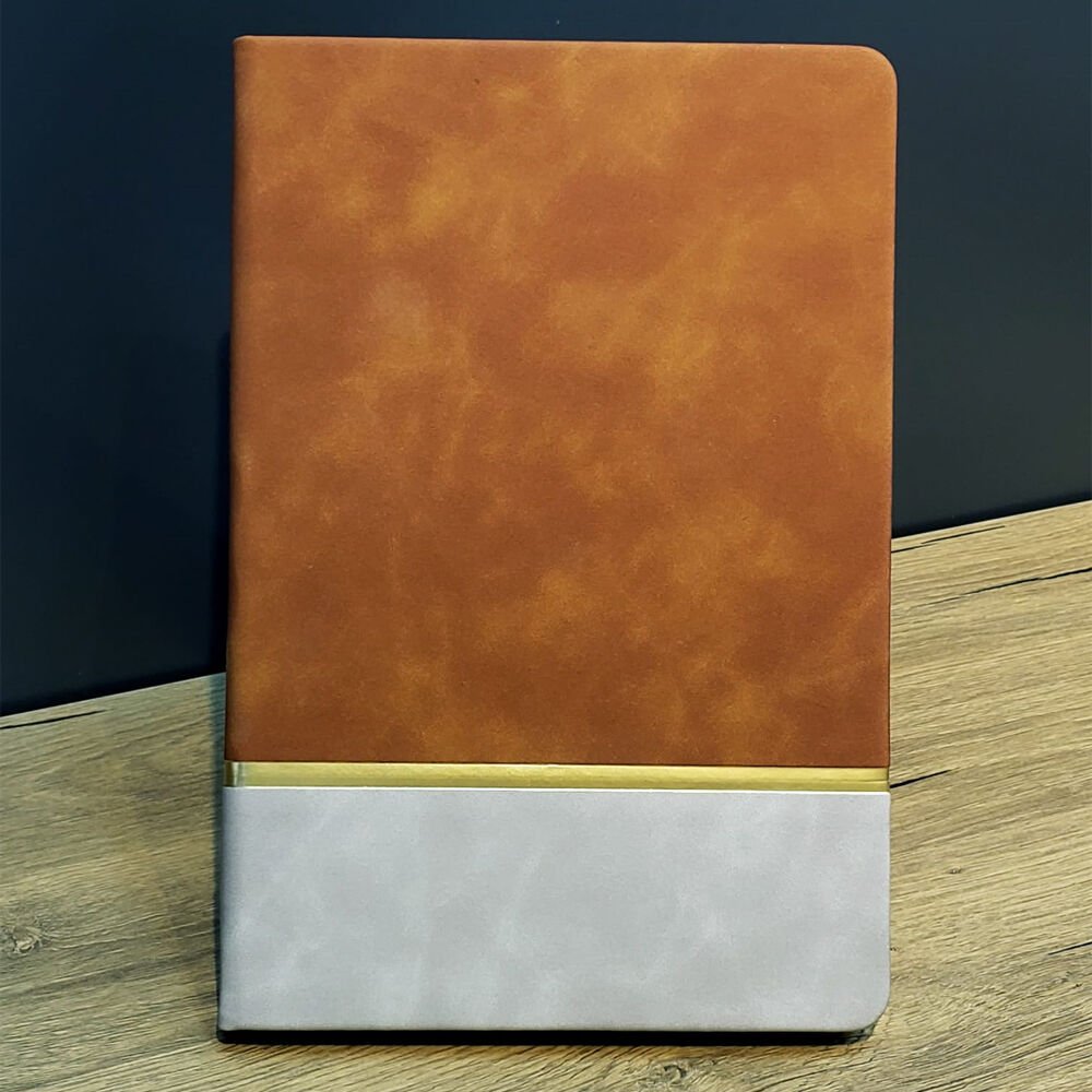 Altın Şeritli Taba Rengi Deri Not Defteri Şık Tasarımlı Fonksiyonel Ürün